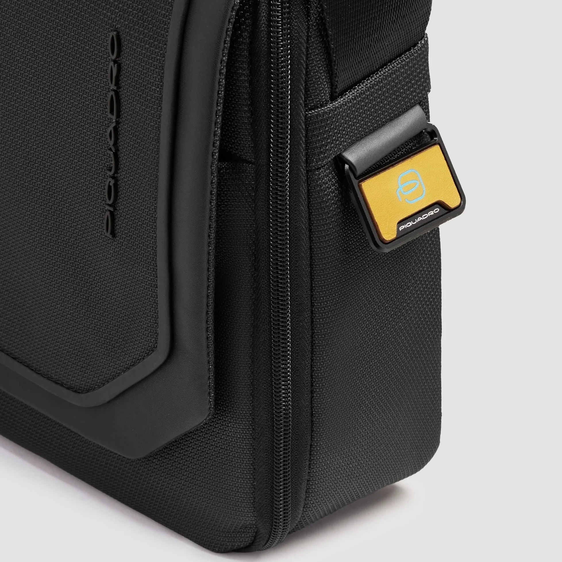 PIQUADRO Borsa messenger uomo porta iPad Uomo pelle e tessuto