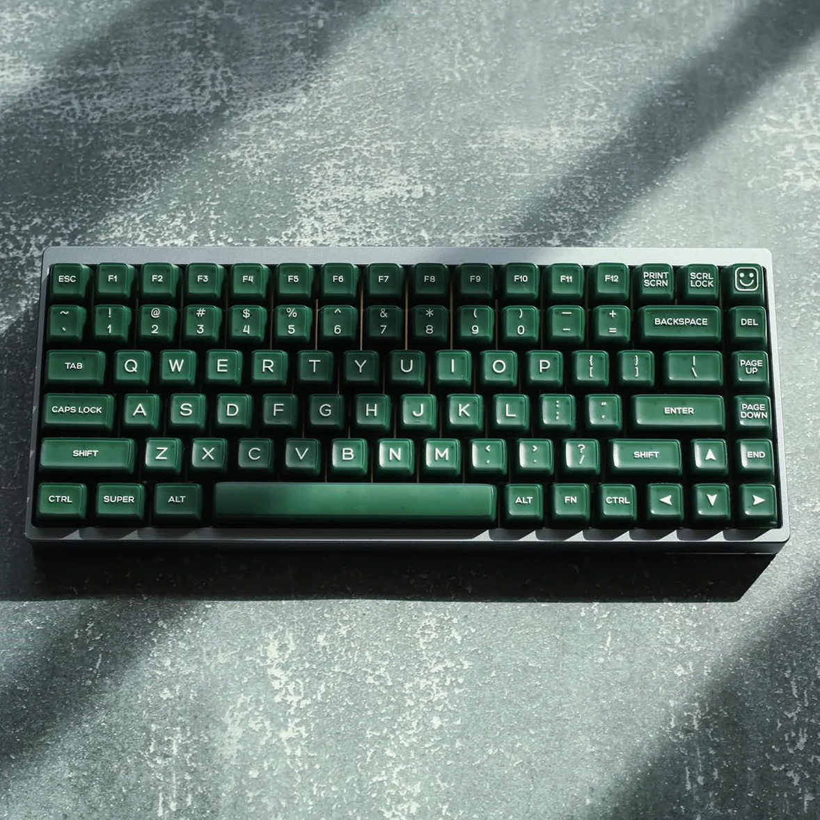 Set di 142 copritasti PBT SA a doppia iniezione, set di copritasti adatto per tastiera meccanica 61/64/87/104/108 Cherry Mx Switch ISO ANSI, colore: verde traslucido