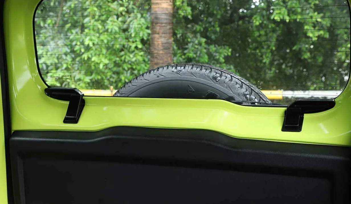 Copertura del cavo termico del lunotto posteriore per Suzuki Jimny JB64 JB74 2019-2023, protezione per il riscaldamento del lunotto posteriore, protezione del deumidificatore, protezione dal vento