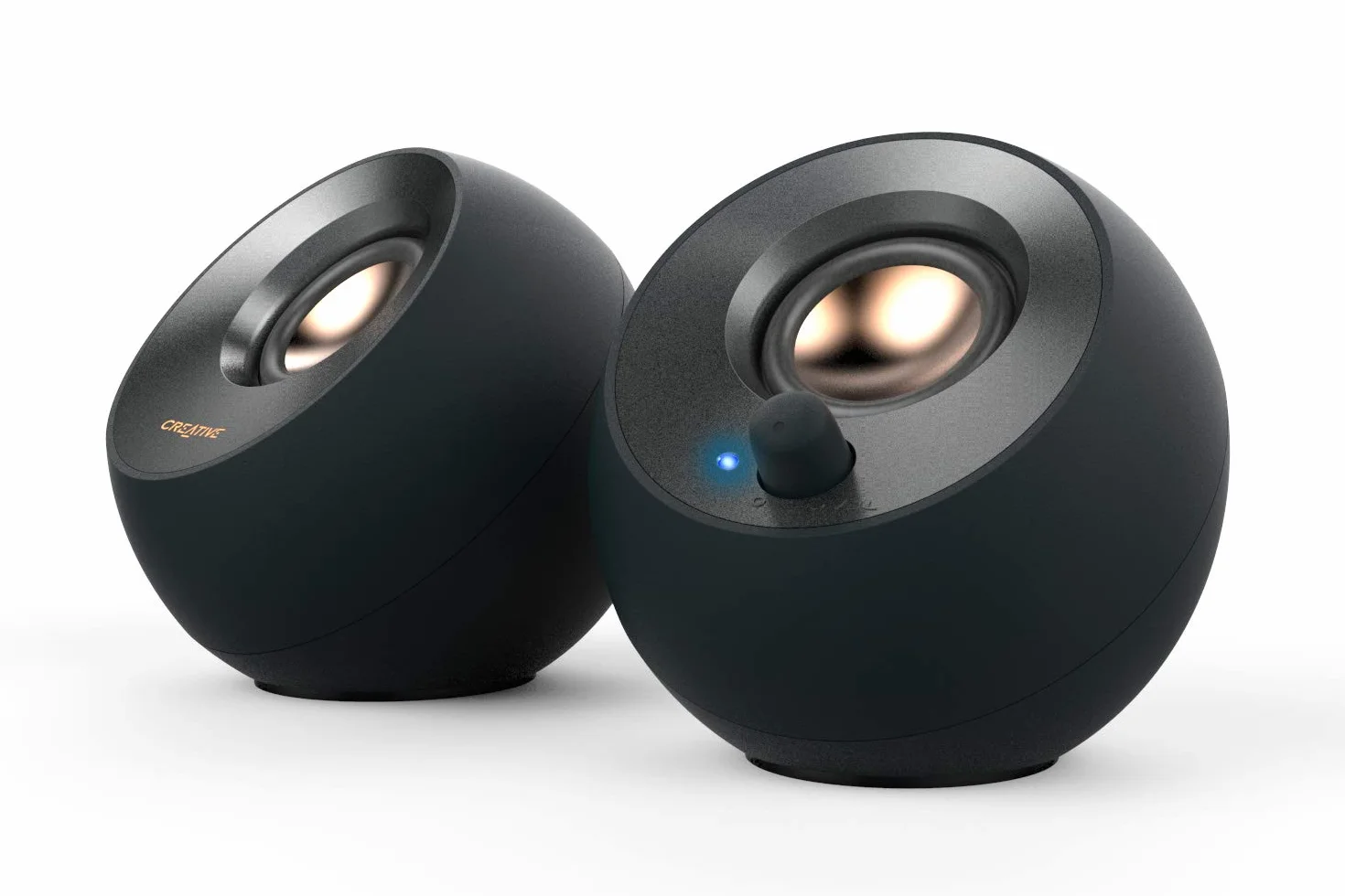 Creative - Pebble V2, Altoparlanti da scrivania con alimentazione USB-C 2.0, ingresso AUX da 3,5 mm, fino a 8 W di potenza RMS per computer, adattatore tipo A incluso e cavo esteso (nero)