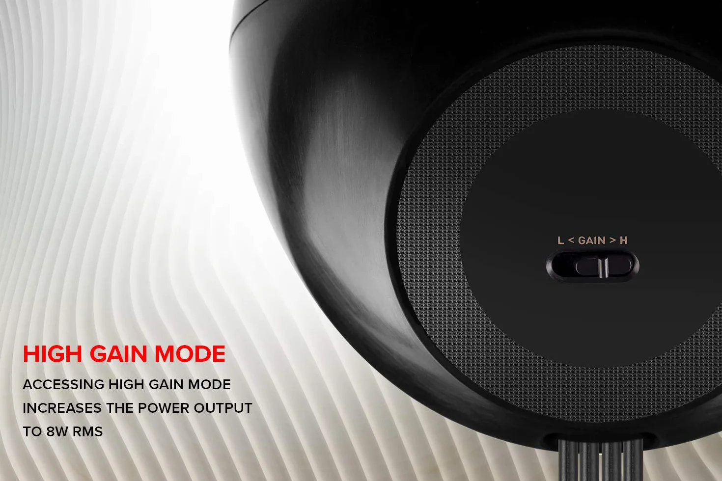 Altoparlanti desktop Creative Pebble Plus 2.1 alimentati tramite USB con subwoofer down-firing e driver far-field, potenza totale fino a 8 W RMS per PC e portatili (Nero)
