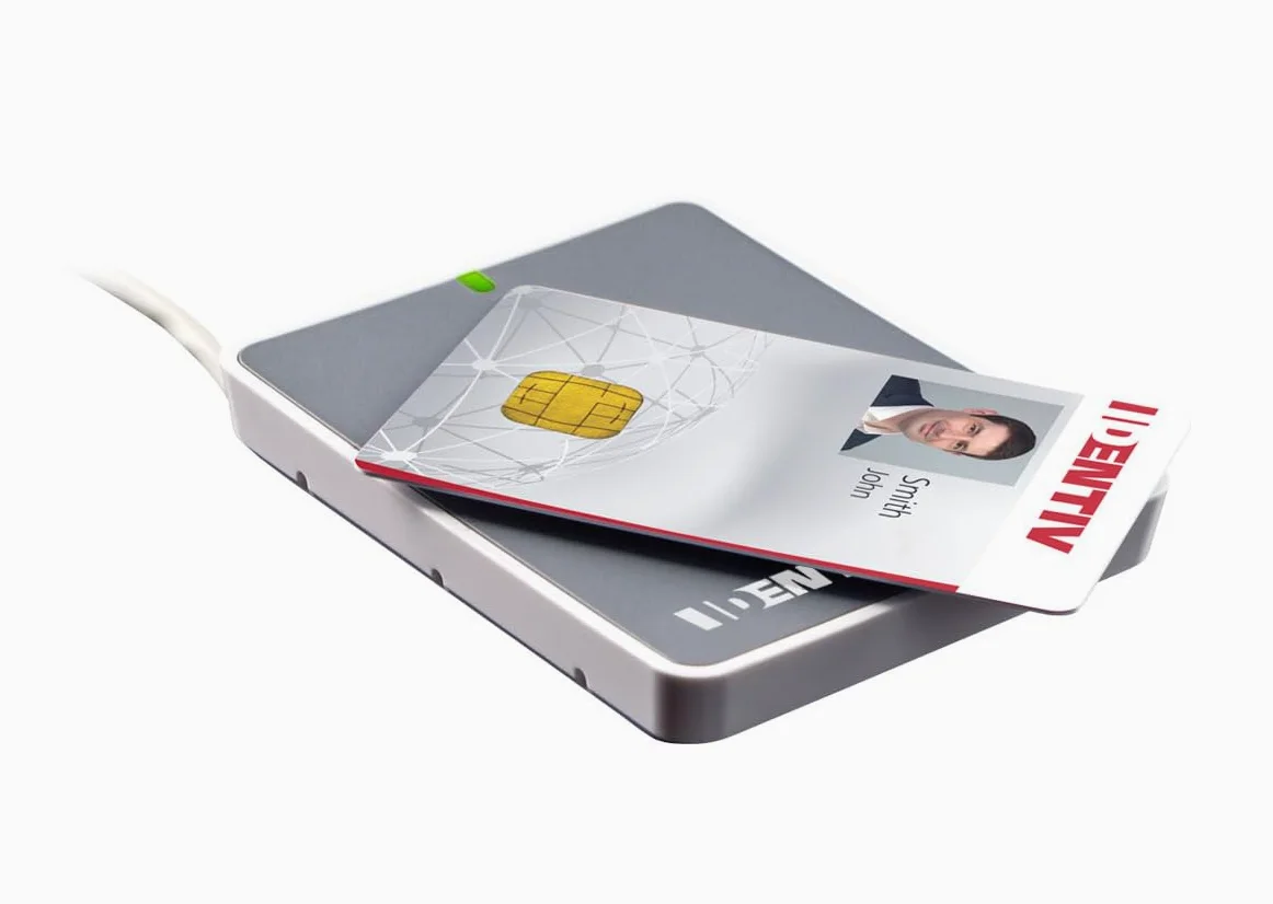 utrust 3721 F - Lettore multi-ISO con emulazione della tastiera USB 2.0/13,56 MHz / ISO14443 e ISO15693 / CCID