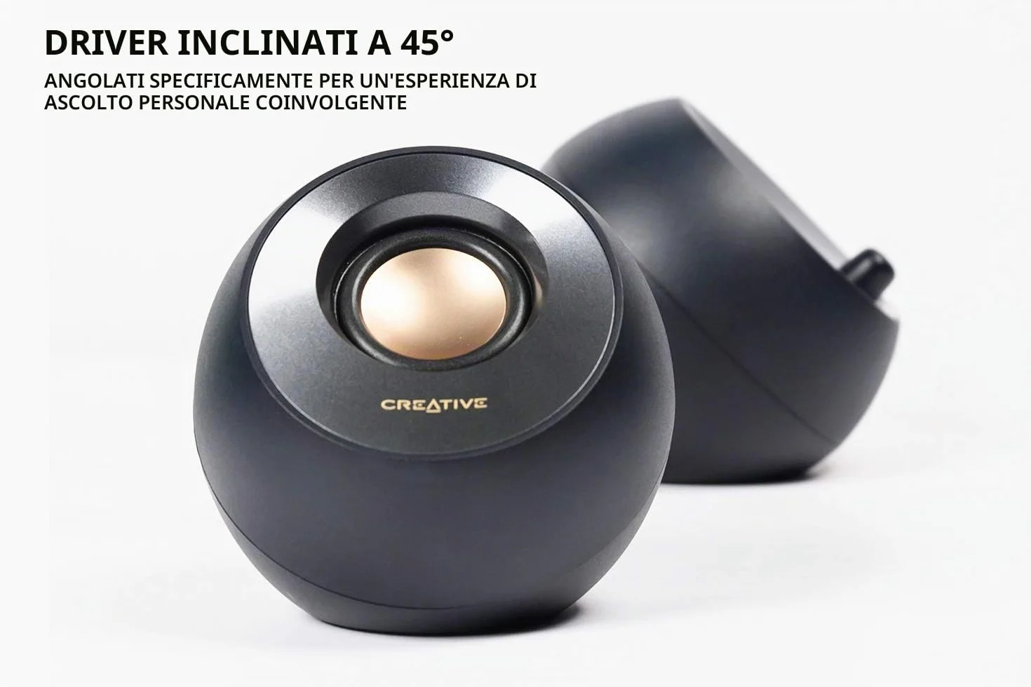 Creative - Pebble V2, Altoparlanti da scrivania con alimentazione USB-C 2.0, ingresso AUX da 3,5 mm, fino a 8 W di potenza RMS per computer, adattatore tipo A incluso e cavo esteso (nero)