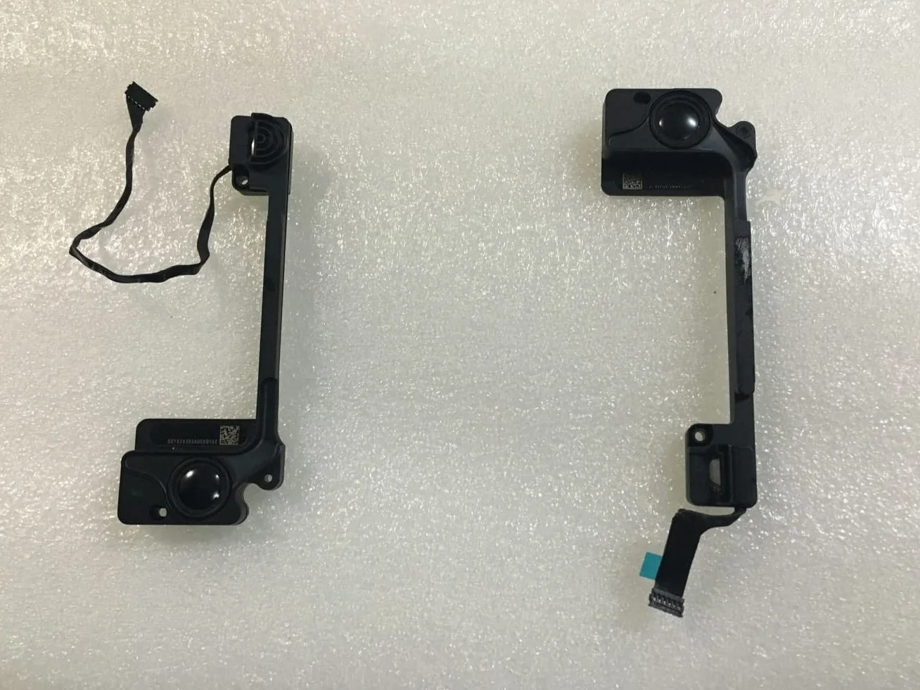 Nuovo A1502 Coppia Altoparlante Sinistra e Destra Ricambio per Macbook Pro 13.3 "A1502 2013 2014 2015 Anno