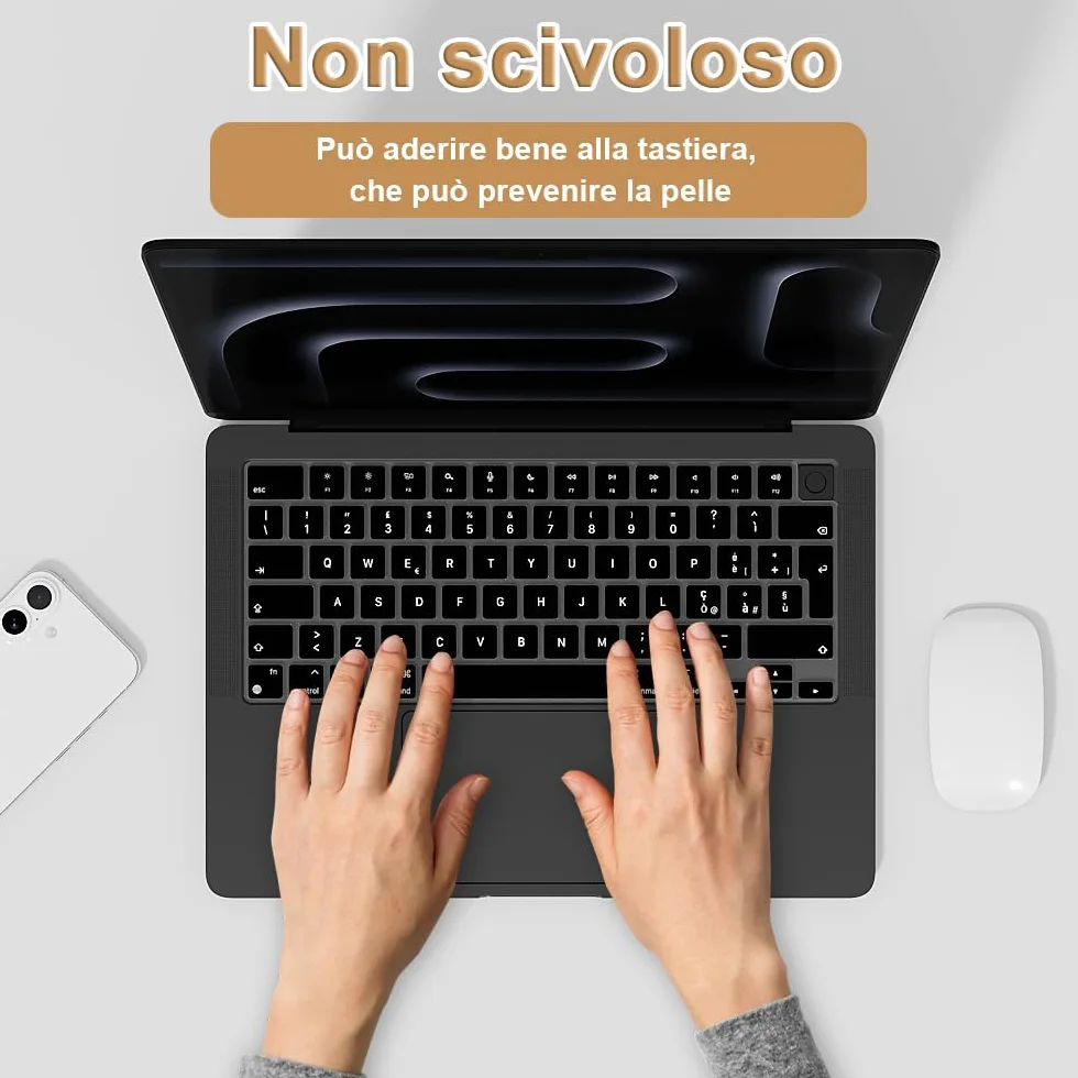Protezione tastiera per MacBook Pro 14" (M5) 2025 con chip A3434 - Protezione tastiera - Accessorio (silicone nero italiano)
