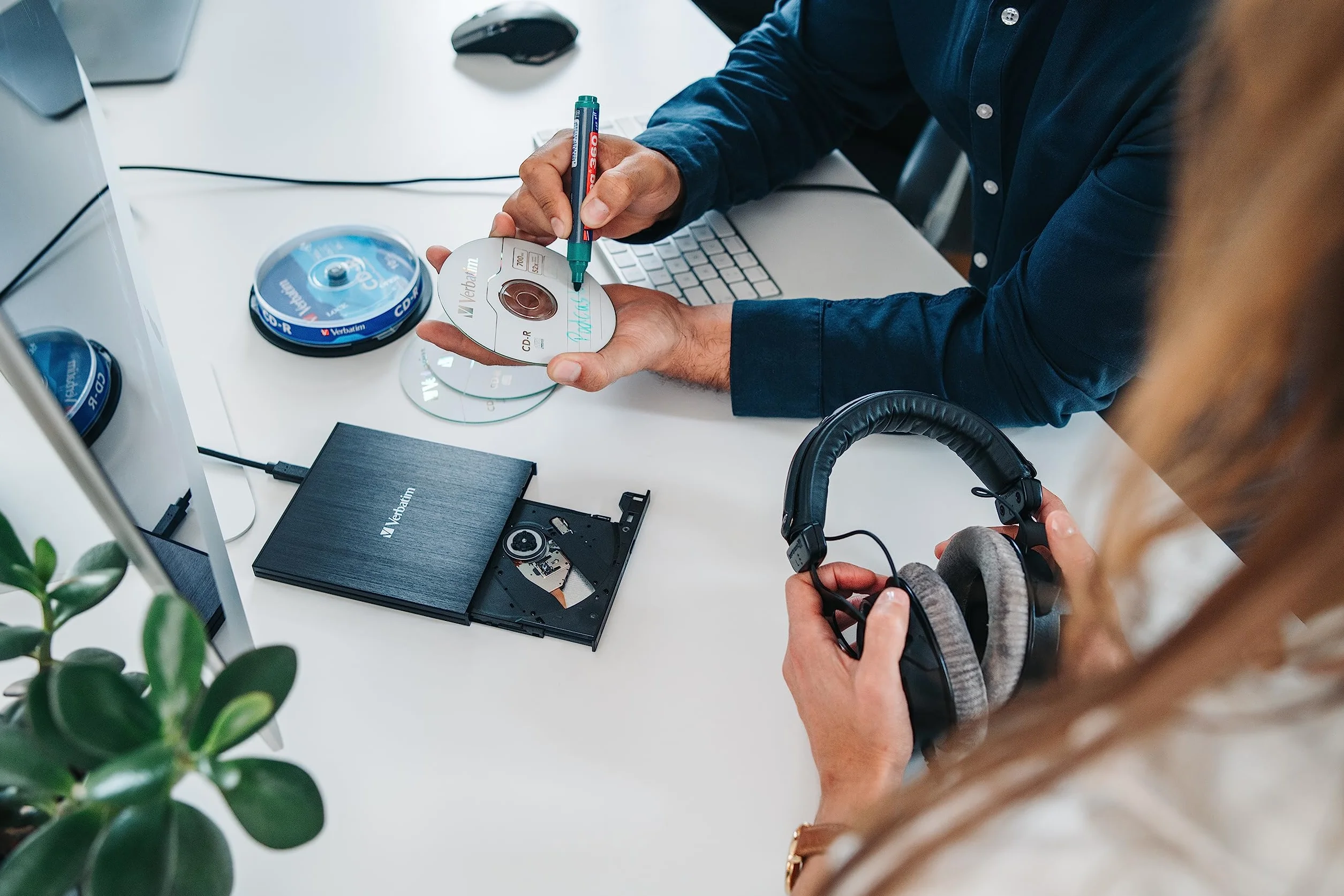 Verbatim CD-R Extra Protection, 700 MB di archiviazione dati CD vergini, ideale per la registrazione di foto e video, compatibile con qualsiasi unità CD convenzionale, confezione da 50