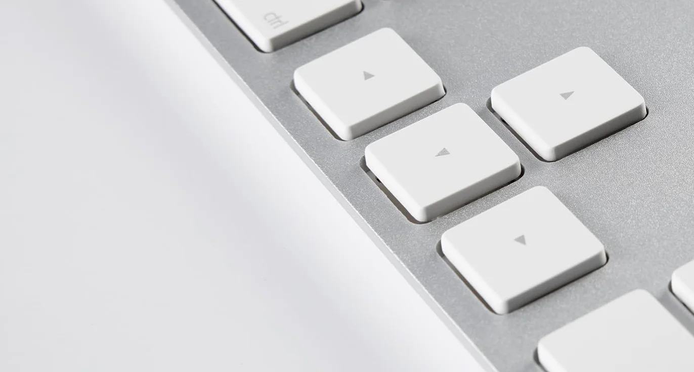 LMP - tastiera italiana (QWERTY) con tastierino numerico, copertura superiore in alluminio e 2 porte USB - per Mac