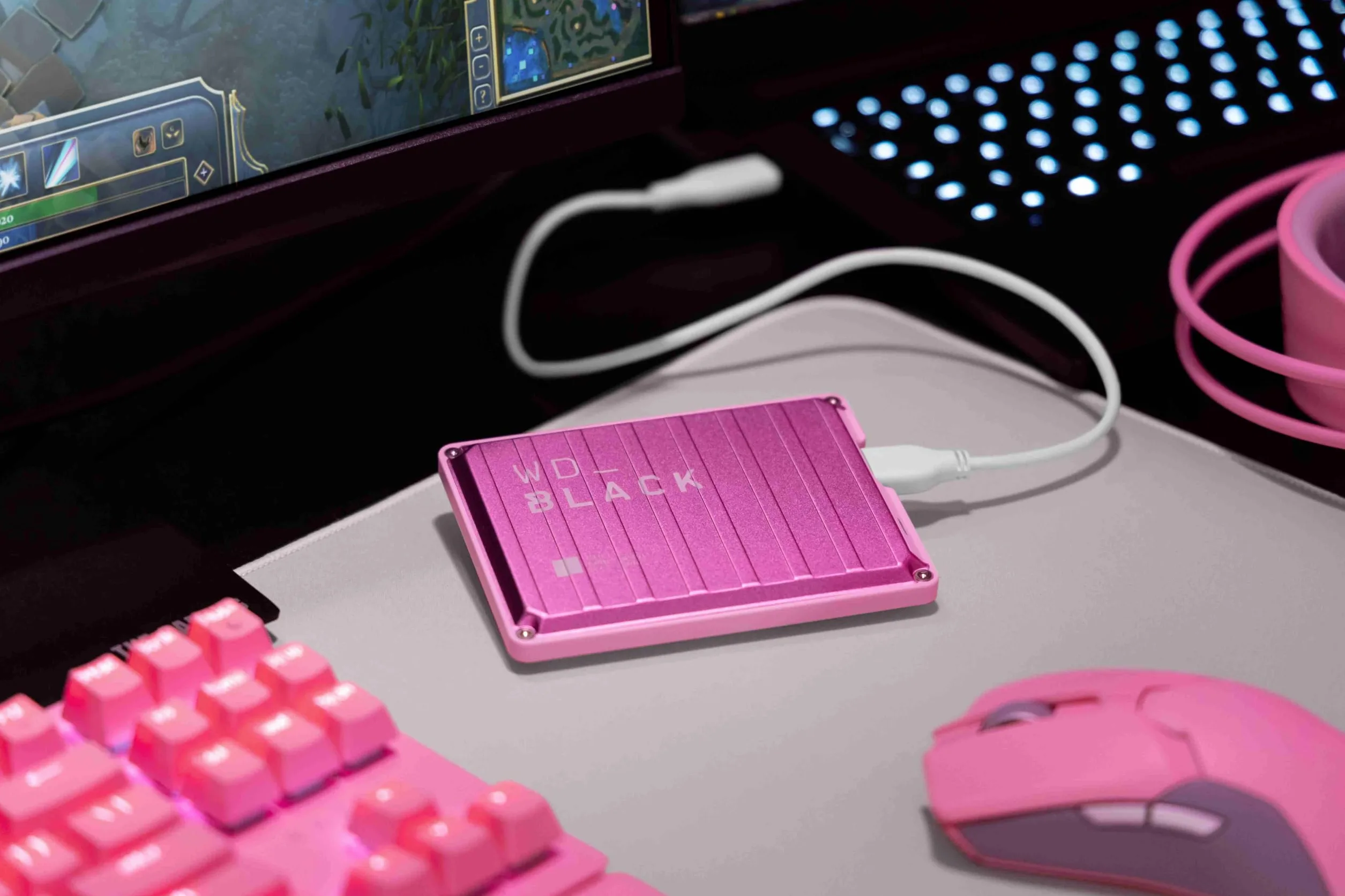WD_BLACK P10 4TB Hard Disk Esterno Portatile, Game Drive, Compatibile con Playstation, Xbox, PC e Mac, Salva fino a 150 giochi, Un abbonamento di un mese a Discord NITRO, PINK