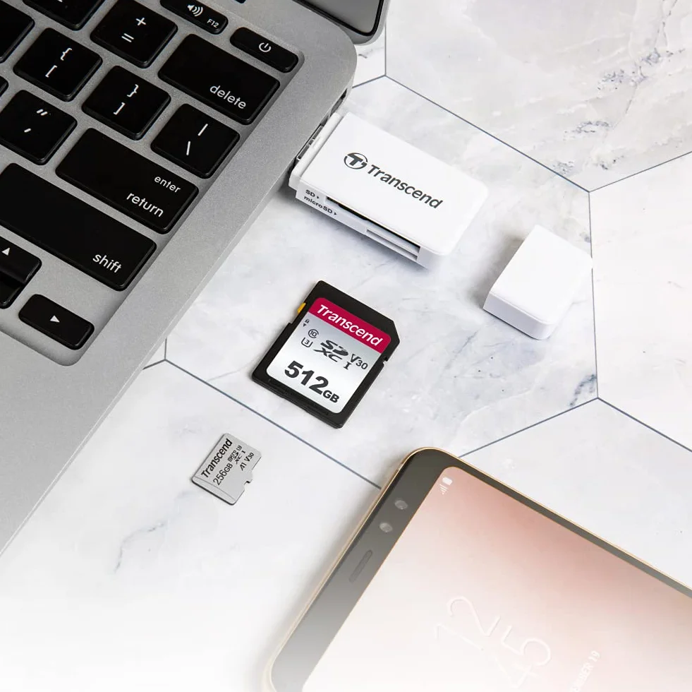 Transcend Scheda di memoria microSDXC 300S Classe 10 da 64 GB con fino a 95/45 MB/s (per smartphone, fotocamere digitali e console Nintendo) senza adattatore SD - TS64GUSD300S