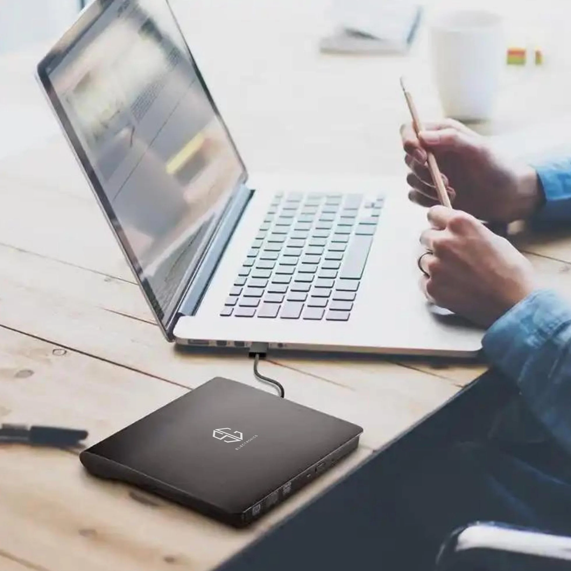 SG, Lettore CD DVD Esterno Portatile, Masterizzatore DVD Esterno, Lettore CD Esterno per Pc Portatile e Desktop Tower, Disco Esterno Ultra Slim USB 3.0, compatibile con Windows, Linux e Mac OS