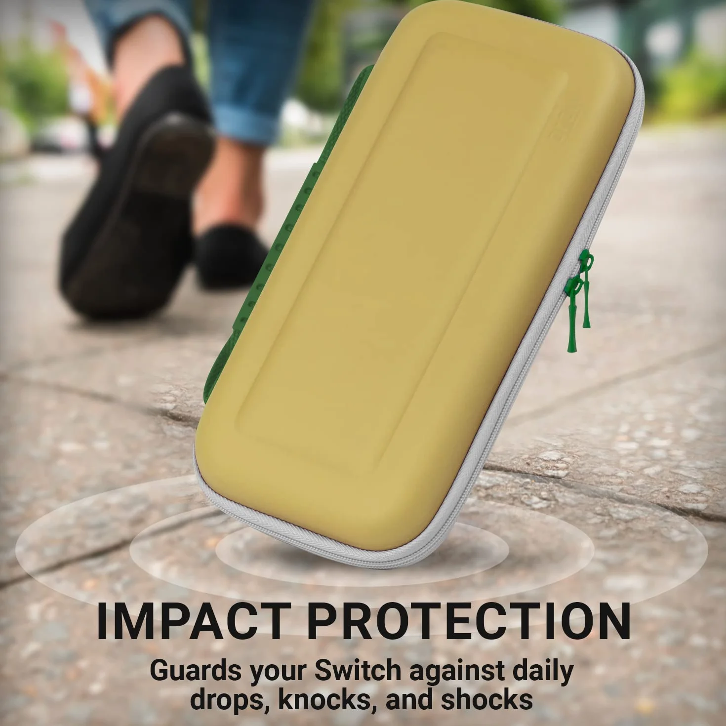 Orzly Custodia per console Nintendo Switch Oled bianca con accessori e vano portaoggetti per giochi, facile da pulire, edizione in confezione regalo