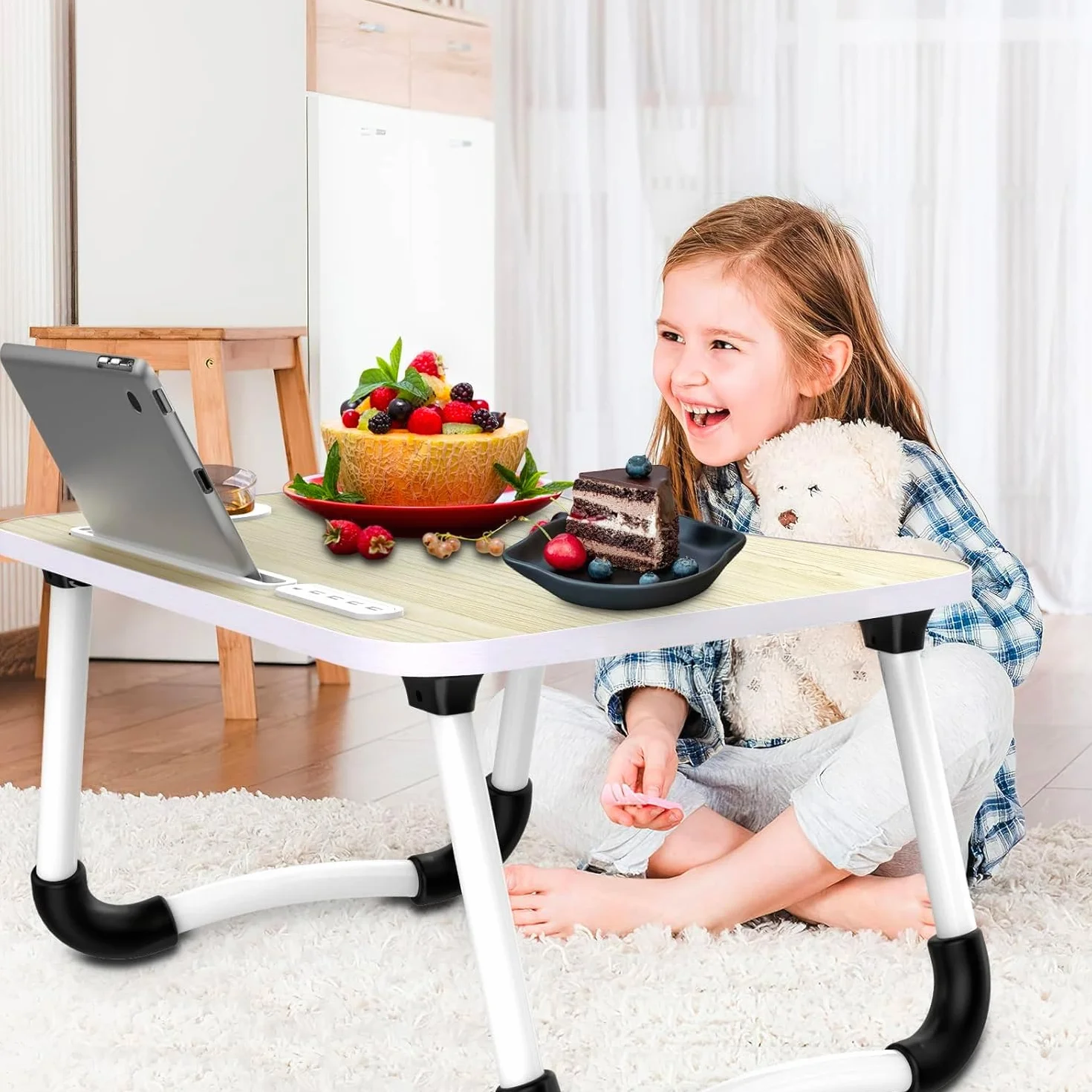 Avilia Tavolino da Letto Pieghevole 60×40 cm – Vassoio da Letto con Leggio Tablet e Porta Bicchiere, Scrivania Portatile Laptop per Smart Working, Colazione a Letto e Divano, Salvaspazio