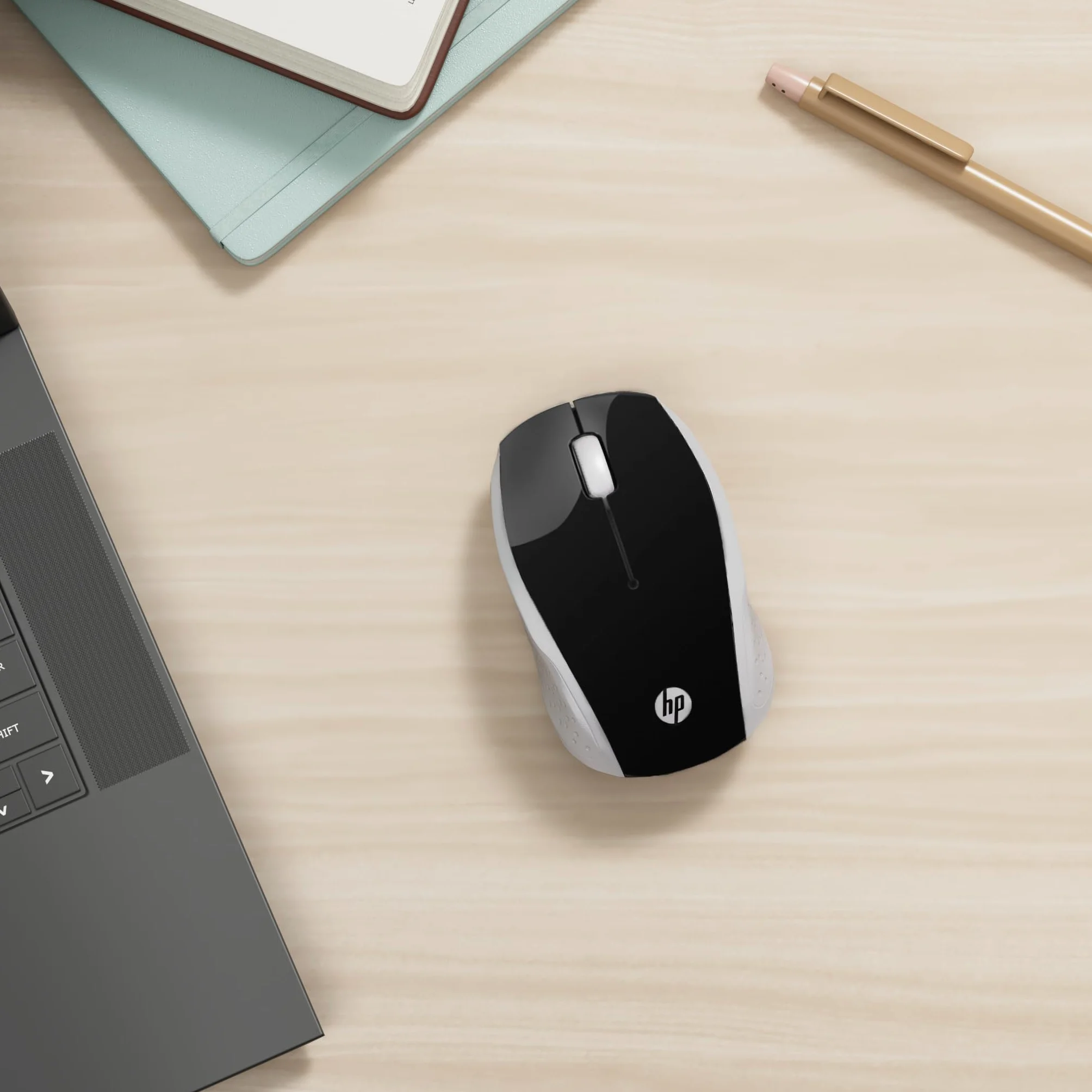 HP 200 Mouse Wireless, Tecnologia LED Rosso, Laser fino a 1000 DPI, 3 Pulsanti, Rotella Scorrimento, Ricevitore USB 2.4 GHz, Design Pratico e Confortevole, Ambidestro, Argento