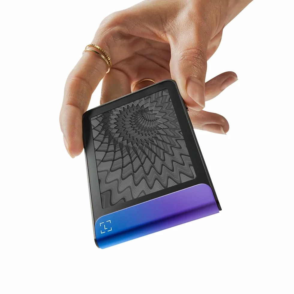 Ledger Flex - signer con touchscreen per criptovalute - gestisci in sicurezza i tuoi asset e la tua identità digitali con l'app Ledger Wallet (Blu nettuno)