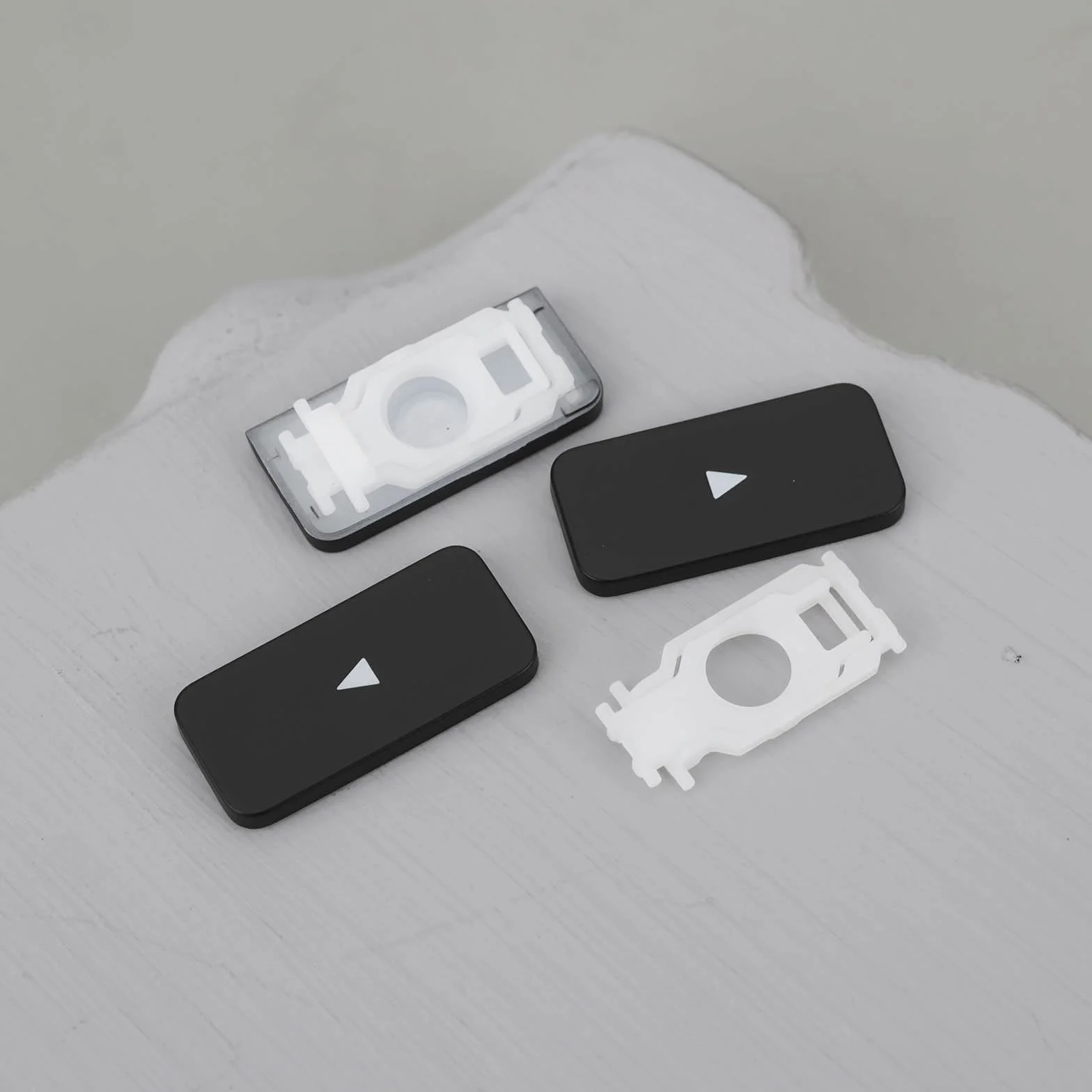 1 set di tasti di ricambio per laptop freccia su o giù con cerniera a forbice compatibile con MacBook Air 13" 15" M1 M2 M3 M4 2020-2025