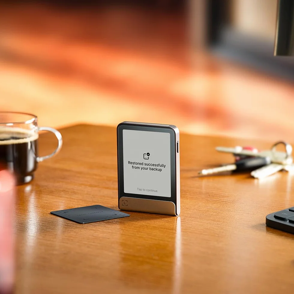 Ledger Flex - signer con touchscreen per criptovalute - gestisci in sicurezza i tuoi asset e la tua identità digitali con l'app Ledger Wallet (Blu nettuno)