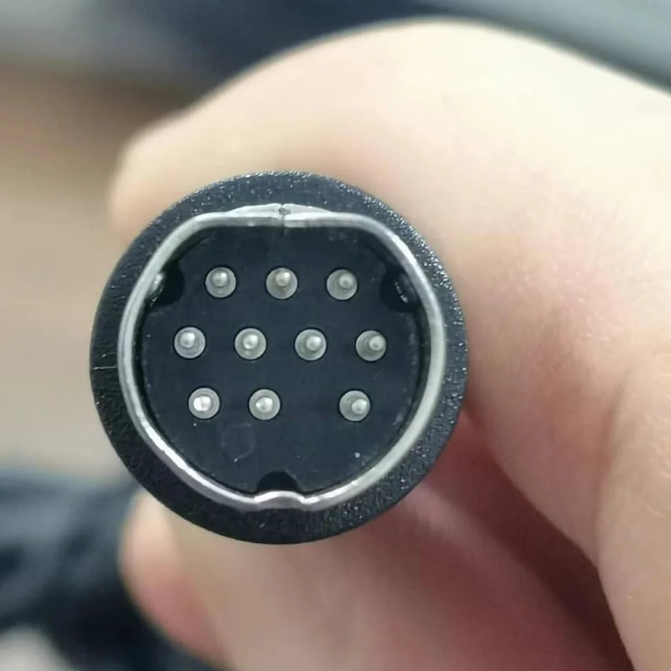 Cavo amplificatore Yaesu a 10 pin da mini DIN a fili nudi SCU-28 per Yaesu FTDX-10, FTDX-1200, FT-450, FT-950, cavo di collegamento lineare per amplificatore (100 cm)