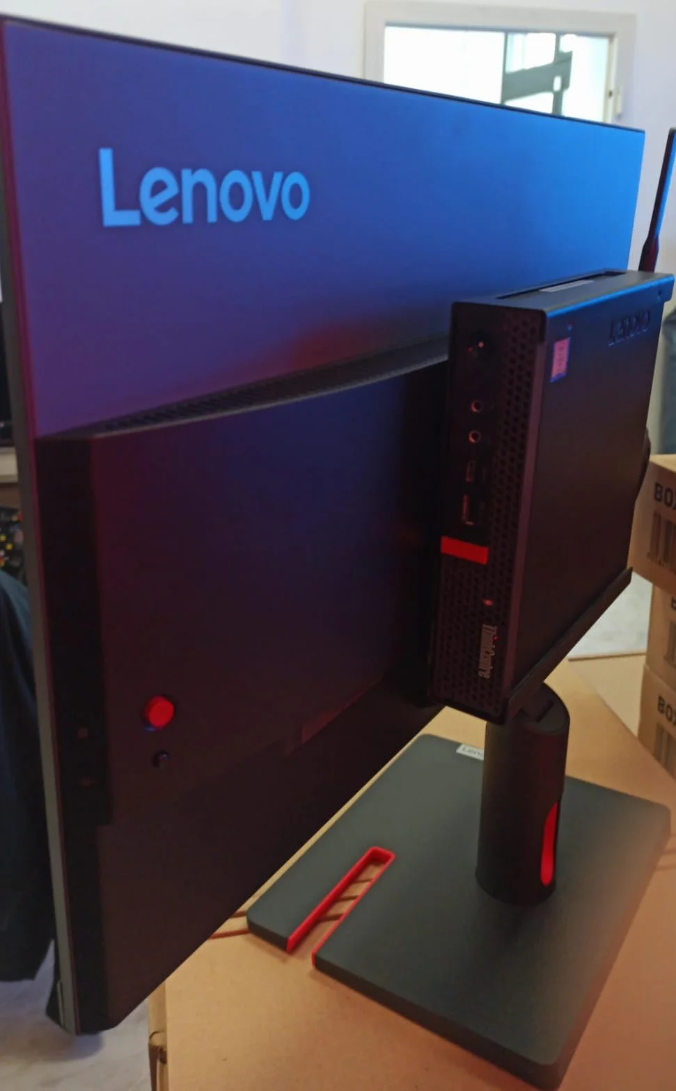 Lenovo 27" All-in-One PC i7-8700T 16GB RAM 1TB SSD Windows 11 Pro Office 2021