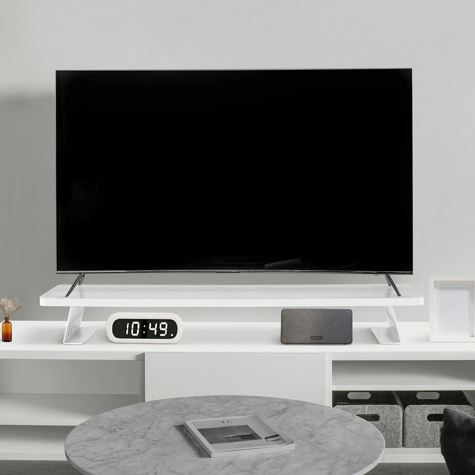 Supporto rialzato in legno per monitor 80x23,5x10 cm, supporti per monitor da scrivania, rialzo per doppio monitor e TV, robusto ripiano da scrivania per l'ufficio domestico, Bianco