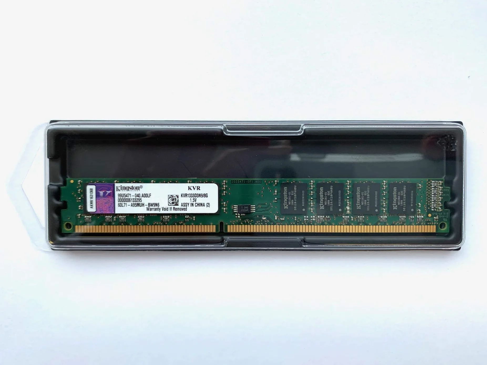 Kingston 4016138805765 - Modulo di memoria per PC ValueRAM KVR1333D3N9/8G, 1 x 8 GB DDR3-RAM 1333MHz CL9 9-9-27