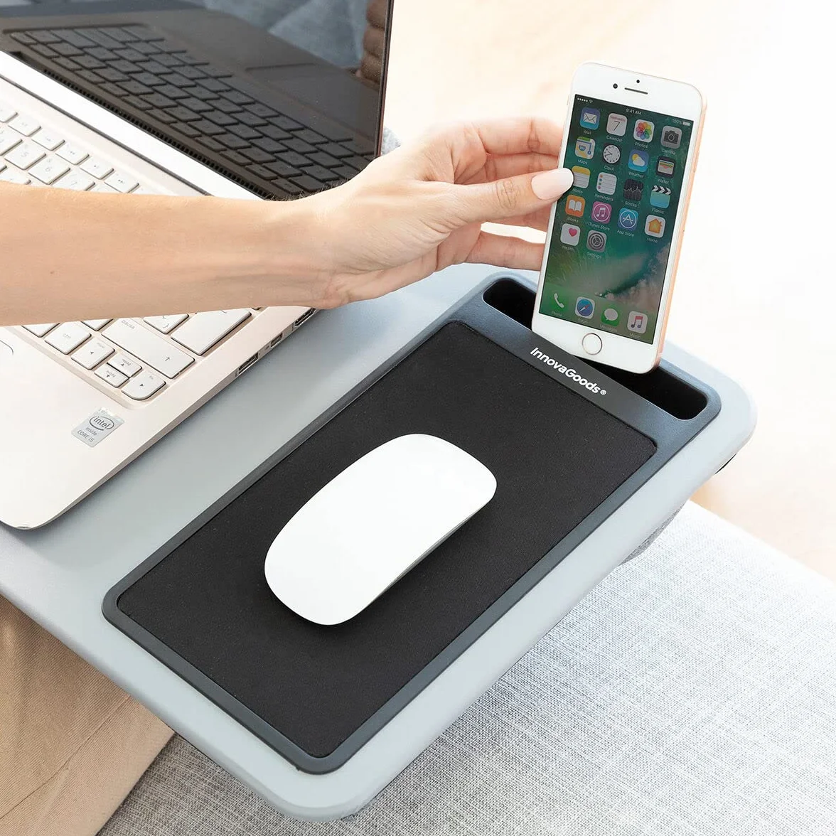 InnovaGoods® Scrivania portatile per computer con cuscino XL Deskion, lavora o studia comodamente ed ergonomicamente, con un design da scrivania e cuscino XL, ideale per casa e ufficio.