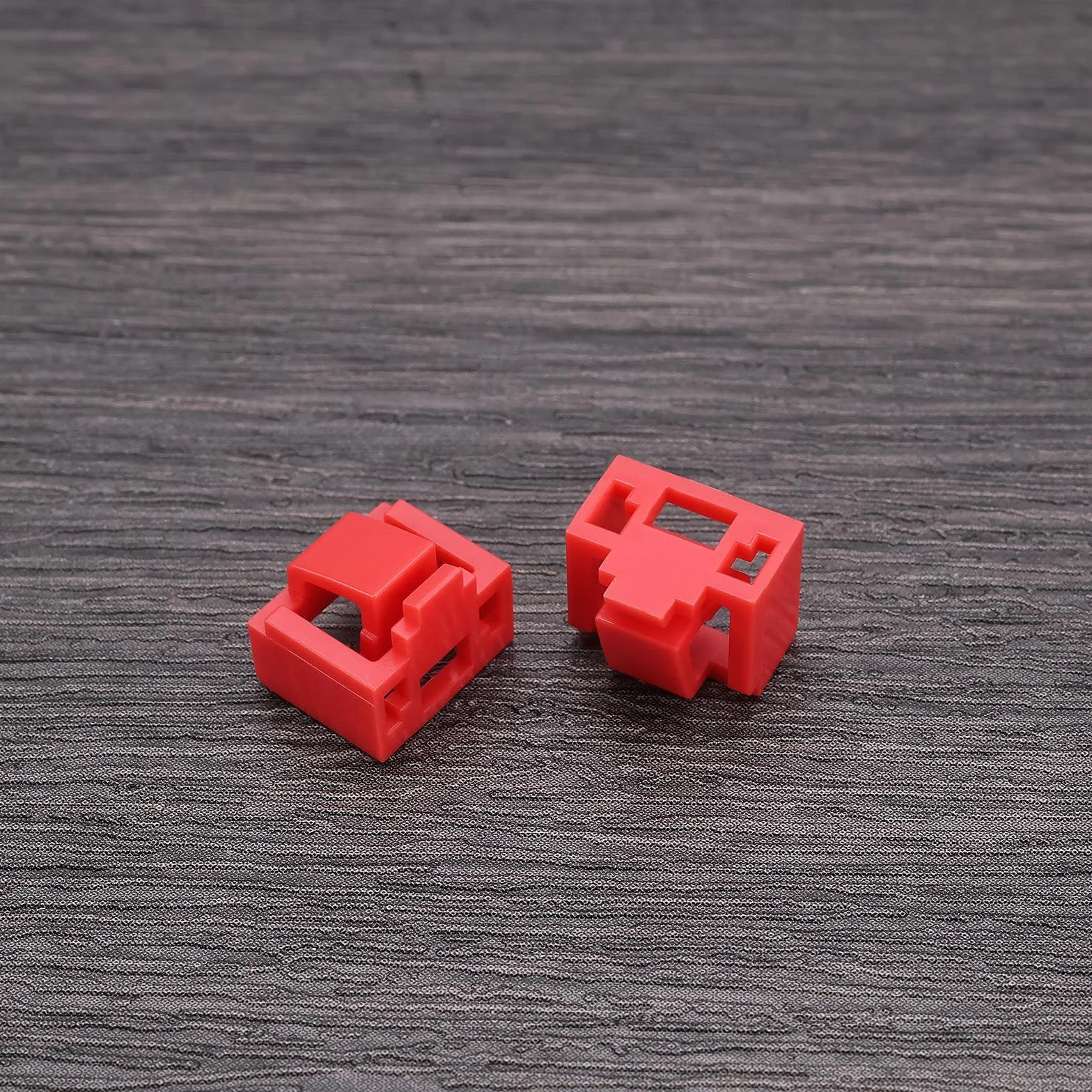 24 pezzi RJ45 Port Lock RJ45 Port/Dust Blocker RJ45 Dust Cover Cap Ethernet LAN Hub Anti Dust Cover Cap Cap Blockout Protector con 2 chiavi di rimozione, rosso