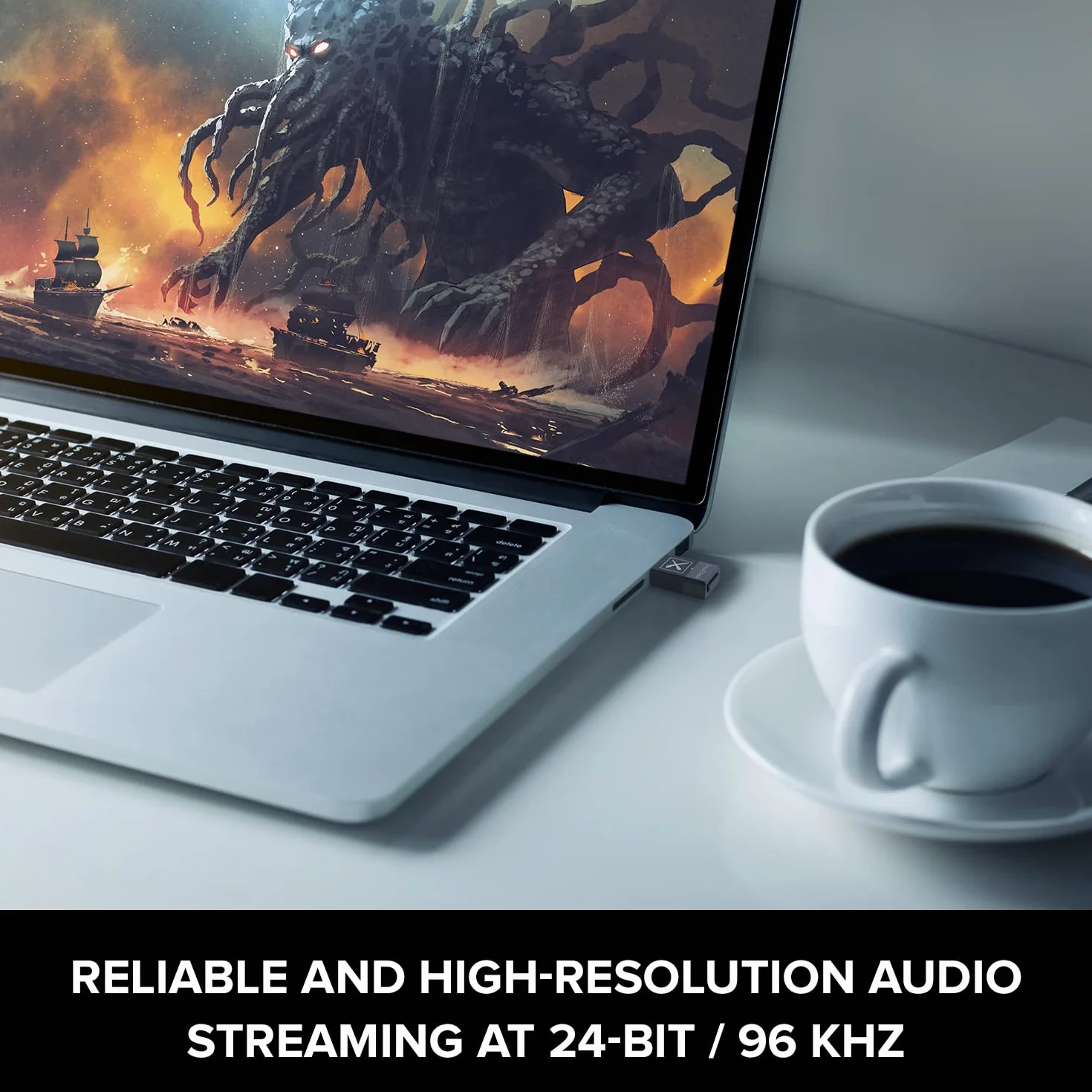 Creative BT-W5 Trasmettitore Audio Smart Bluetooth 5.3 con aptX Adaptive, Audio ad alta risoluzione a 24 bit/96 kHz, funzione di commutazione del dispositivo, funziona con PC/Mac/console di gioco
